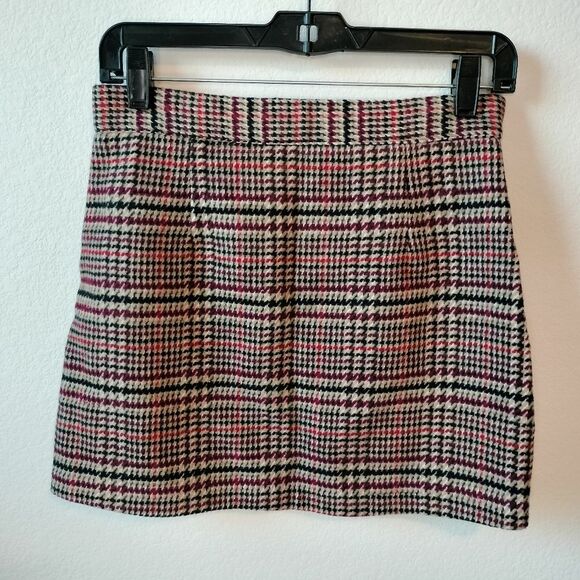 Burgundy Red  Multicolor Tweed Mini Skirt Front Zip Closure Design Sz 27 - Picture 4 of 4